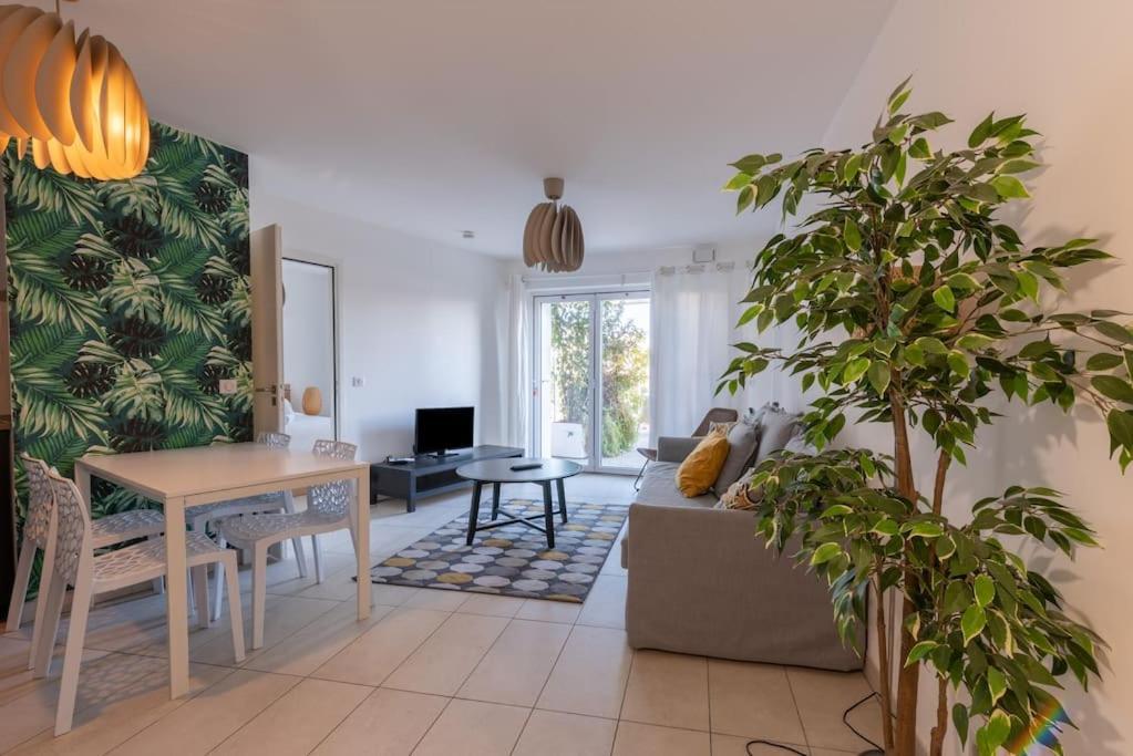 Appartement T2 A L'Arbre Blanc Montpellier Esterno foto